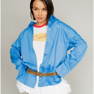 Azalia L/ stylist