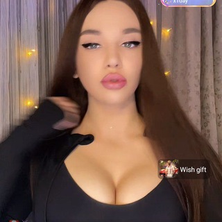 Layra_live